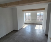 Beau studio entièrement rénové