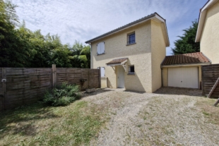 Maison mitoyenne Meublée T4