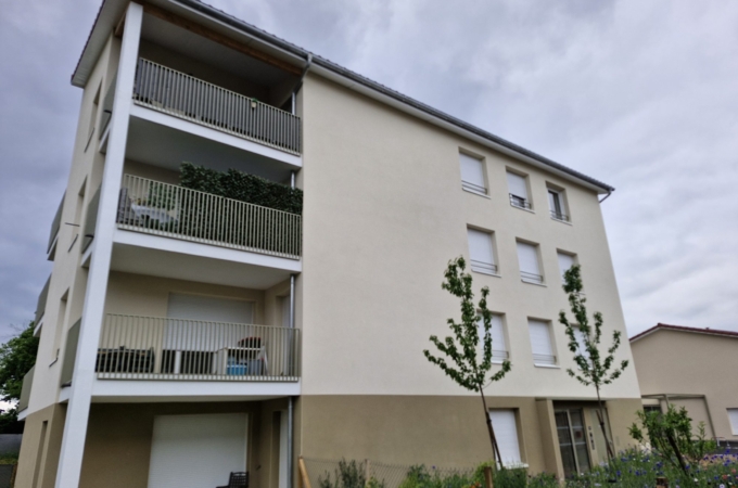 Bel appartement T4 neuf avec terrasse et parking