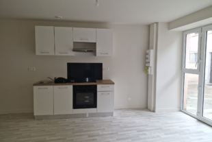 Appartement T3 entièrement rénové en rdc