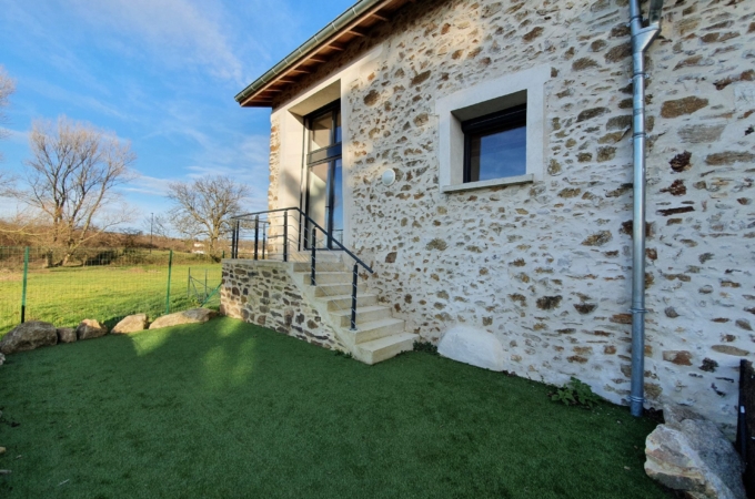 APPARTEMENT RECENT T2 BIS EN REZ DE JARDIN