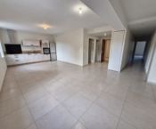 Bel appartement entièrement rénové