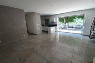 BELLE MAISON DE VILLAGE T3 AU CALME