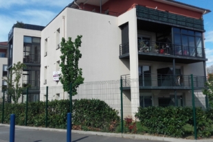 Appartement T3 de 64 m² au 1er étage Appartement T3 de 64 m² au 1er étage