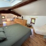 Jolie maison rénovée en pierres au calme T3 bis de 105 m²