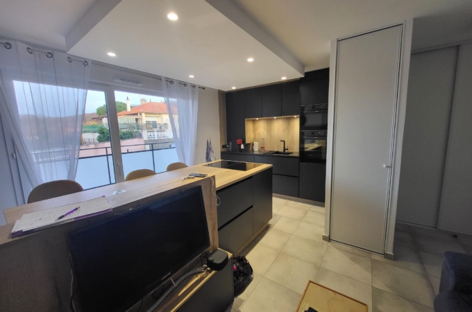 Bel appartement T2 de 43 m² récent, au 1er étage Bel appartement T2 de 43 m² récent, au 1er étage