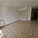 Appartement rénové T4 en rez de jardin