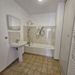 Appartement rénové T4 en rez de jardin