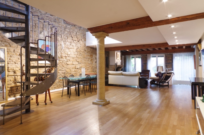 LOFT T4 CROIX ROUSSE 69004 LOFT T4 CROIX ROUSSE 69004