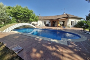 Belle maison T5 de 137 m² avec piscine Belle maison T5 de 137 m² avec piscine
