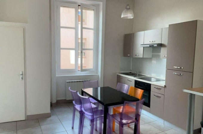 Bel appartement MEUBLE T2 Lumineux