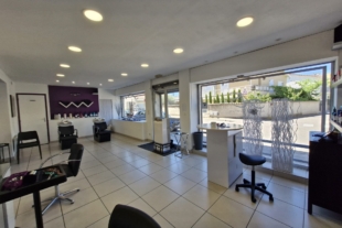 Local commercial 69 m² avec vitrine