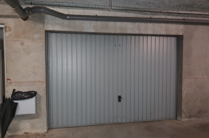 Garage fermé en sous-sol Garage fermé en sous-sol