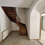 Maison de village rénovée T5 de 172 m² avec jardin